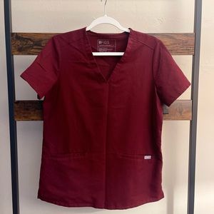 FIGS Women Burgundy Scrub Top Small